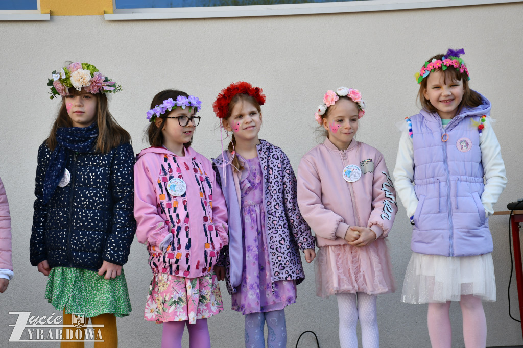 Dzień Ziemi na nowym placu zabaw w SP nr 3