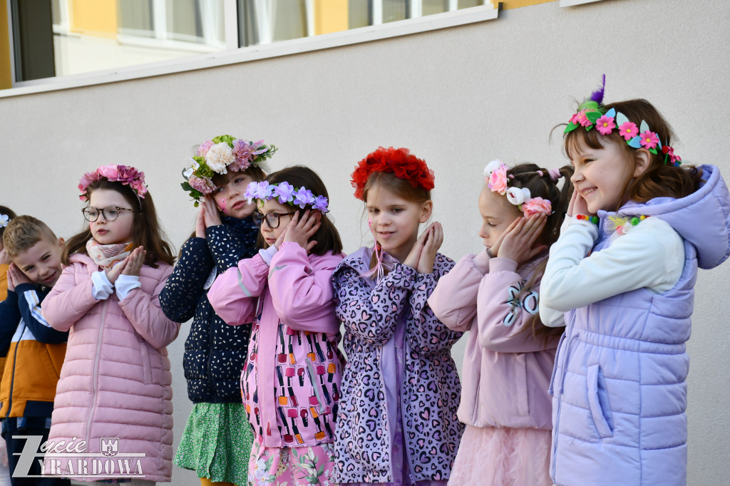 Dzień Ziemi na nowym placu zabaw w SP nr 3