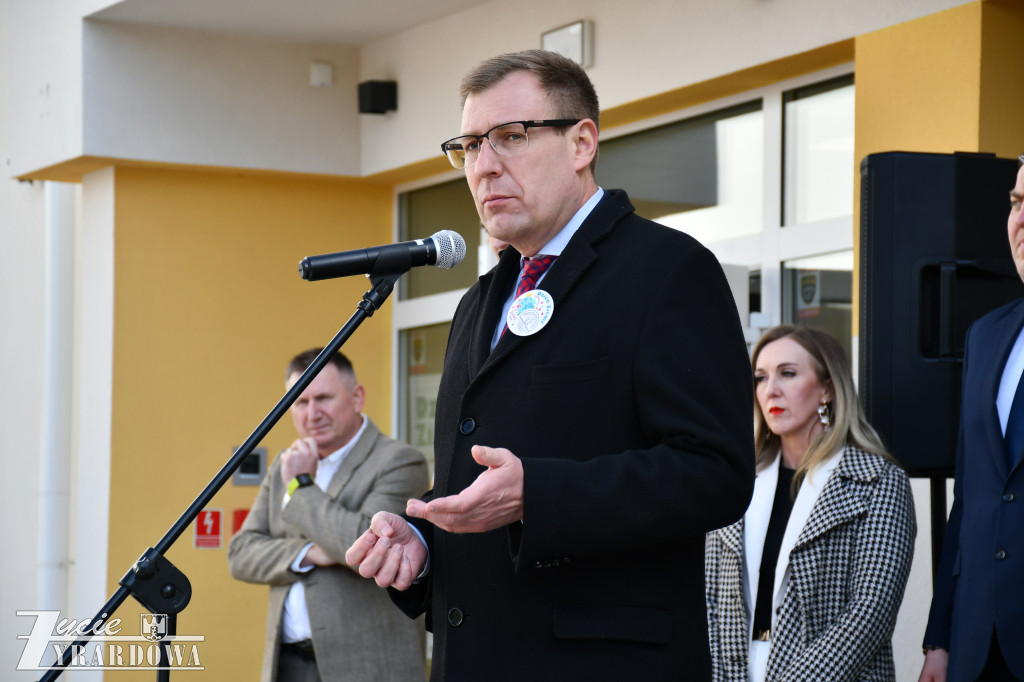 Dzień Ziemi na nowym placu zabaw w SP nr 3