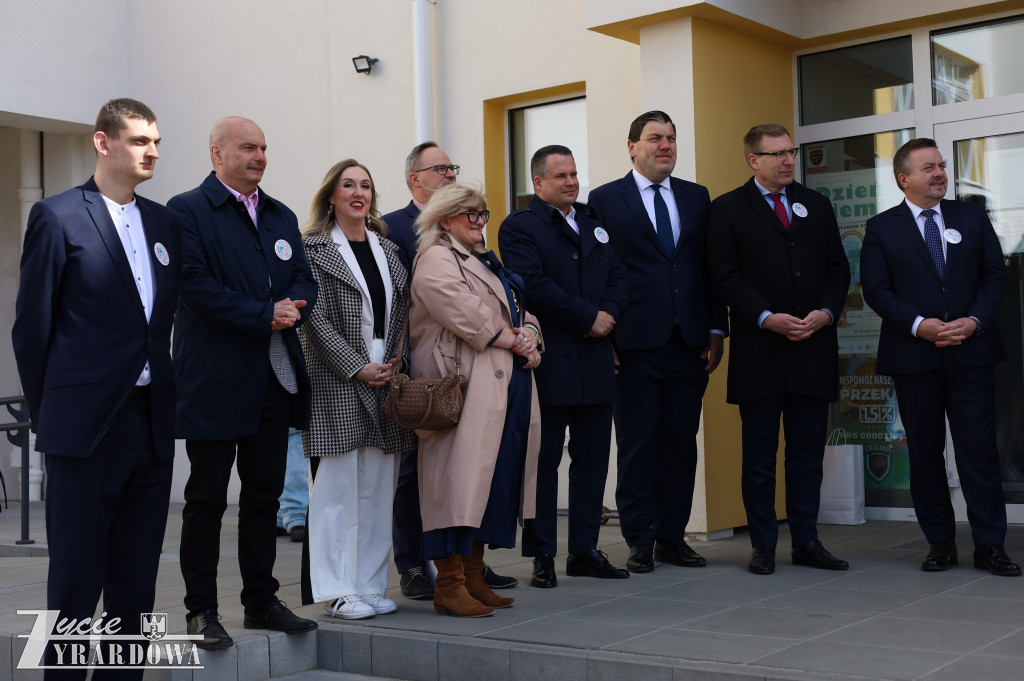 Dzień Ziemi na nowym placu zabaw w SP nr 3