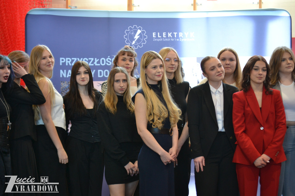 Ostatni dzwonek w technikum – czas na maturę