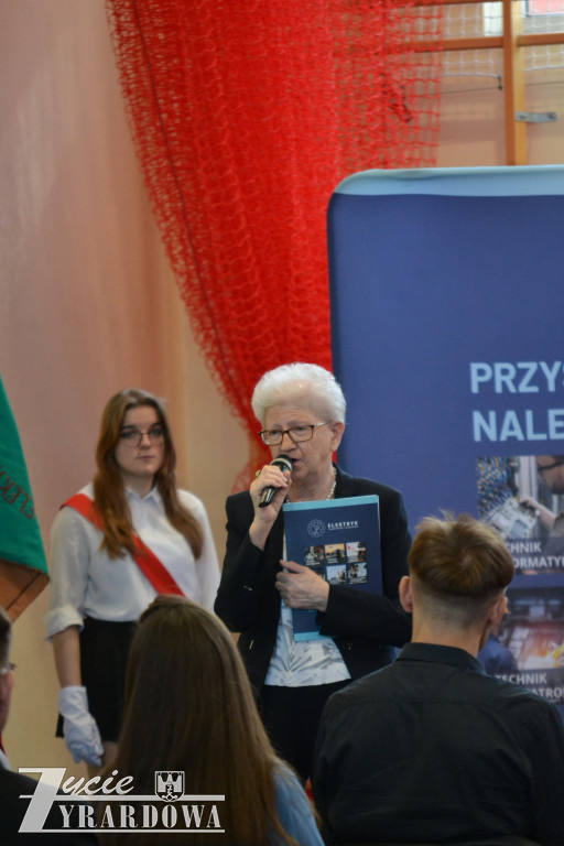 Ostatni dzwonek w technikum – czas na maturę