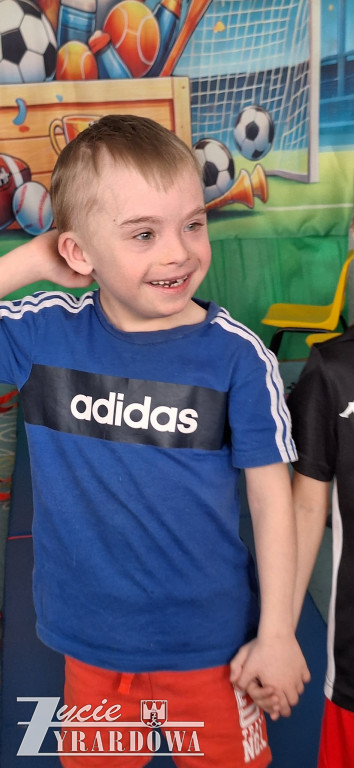 Sportowy pokaz mody w  przedszkolu