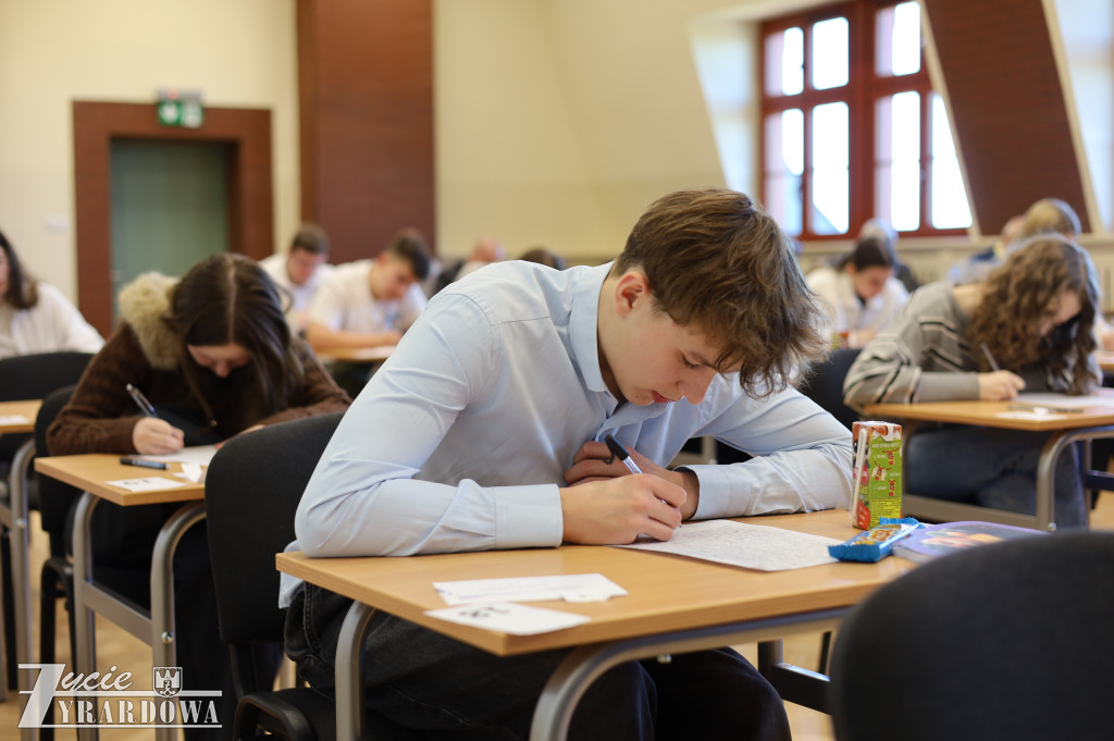 XIX Powiatowe Dyktando w Dwójce