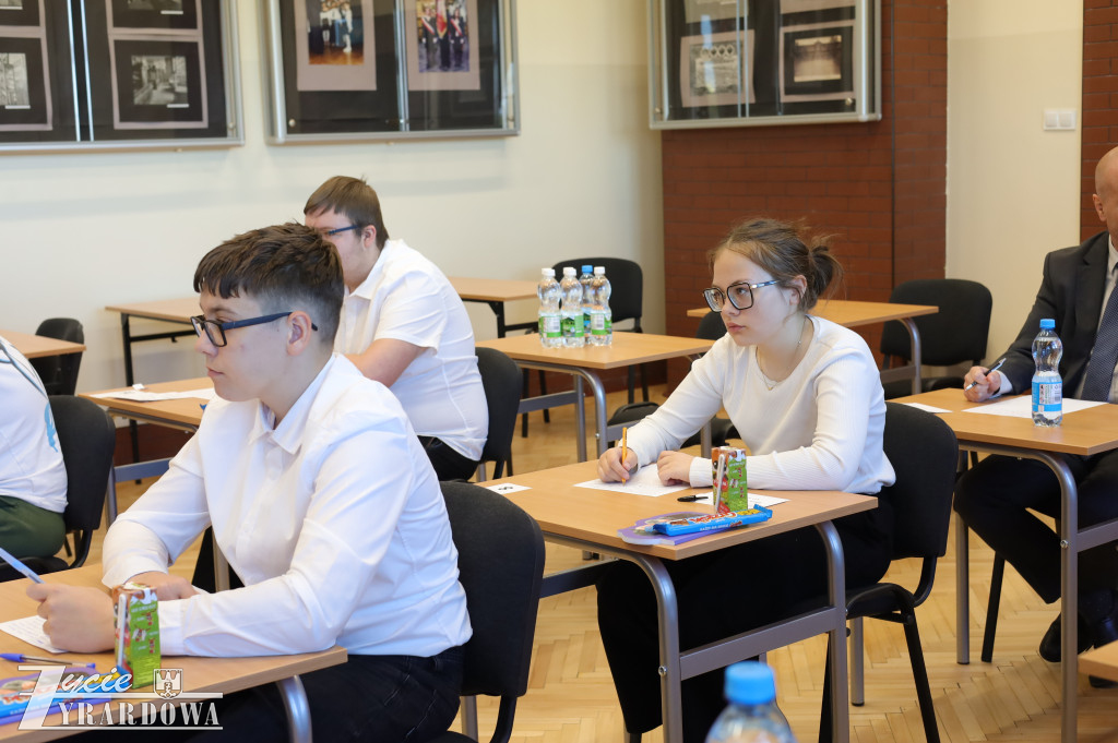 XIX Powiatowe Dyktando w Dwójce