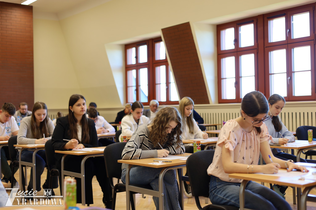 XIX Powiatowe Dyktando w Dwójce