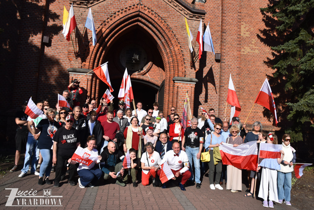 Świąteczny rajd z biało-czerwoną po Żyrardowie