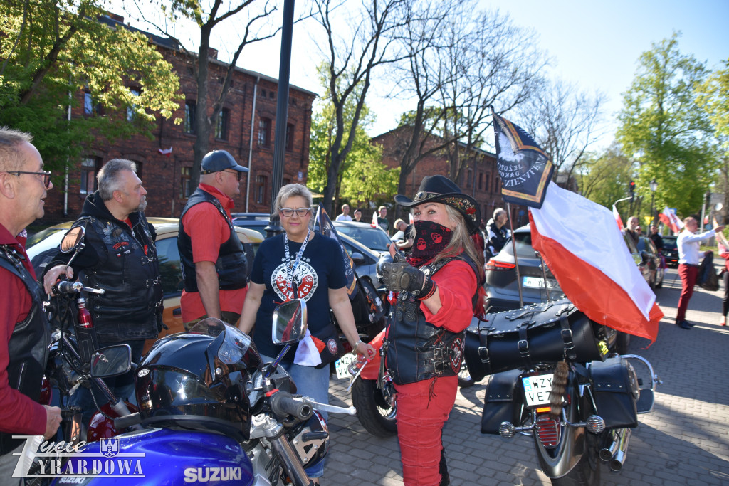 Świąteczny rajd z biało-czerwoną po Żyrardowie