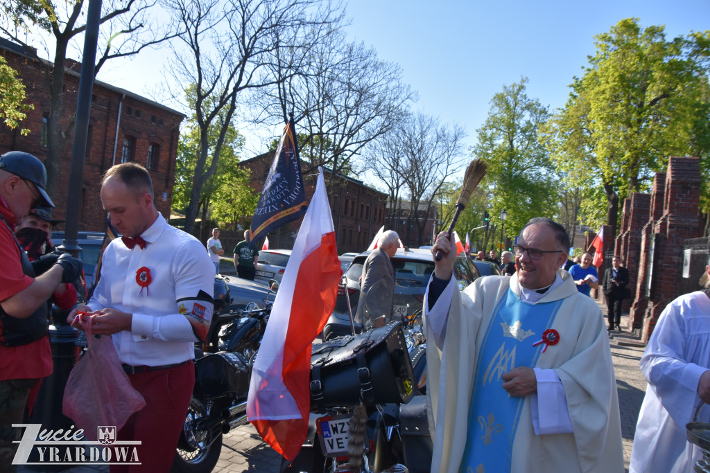 Świąteczny rajd z biało-czerwoną po Żyrardowie