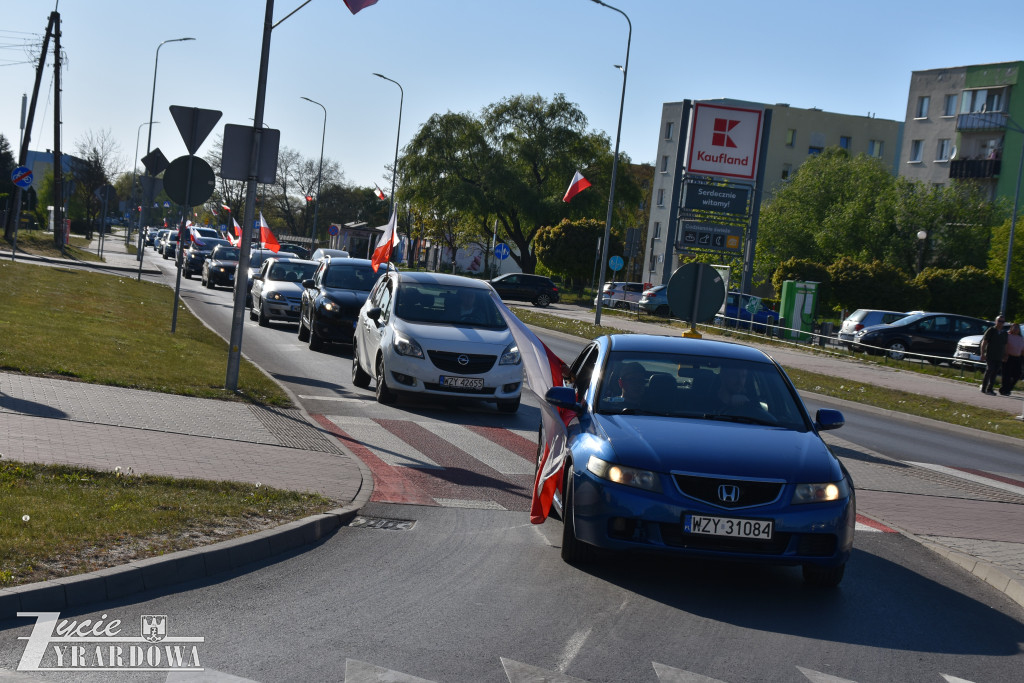 Świąteczny rajd z biało-czerwoną po Żyrardowie