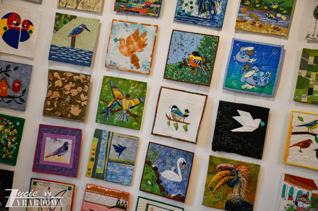 Wystawa patchworków „Ptasi Świat”