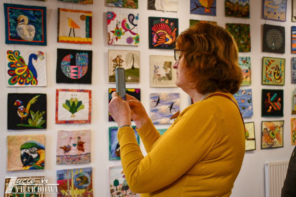 Wystawa patchworków „Ptasi Świat”