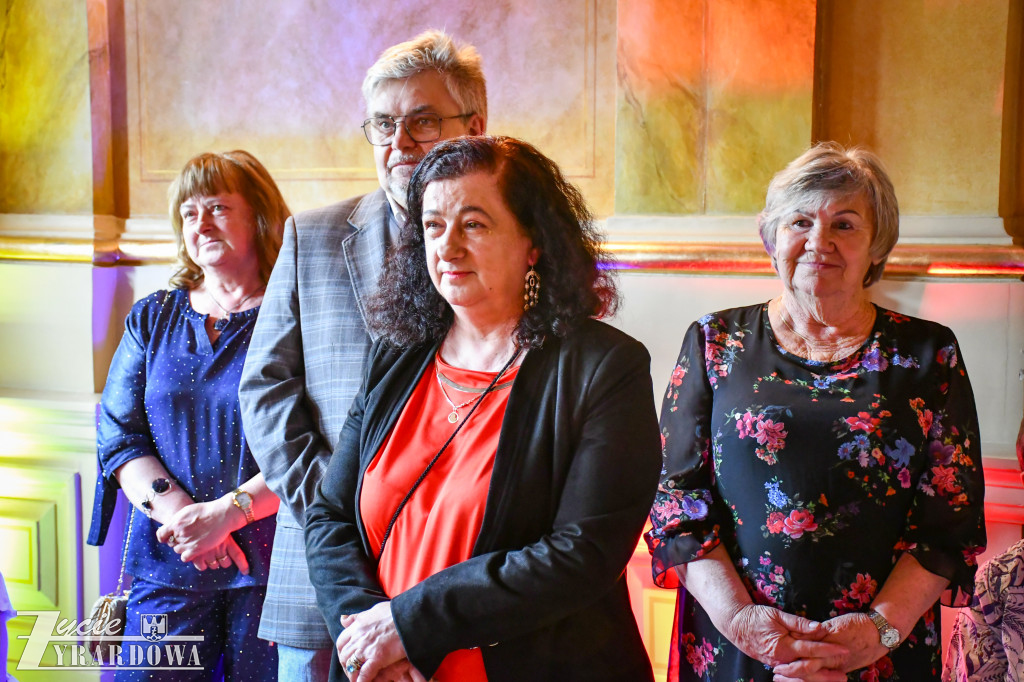 Wspólne świętowanie i integracja 200 seniorów