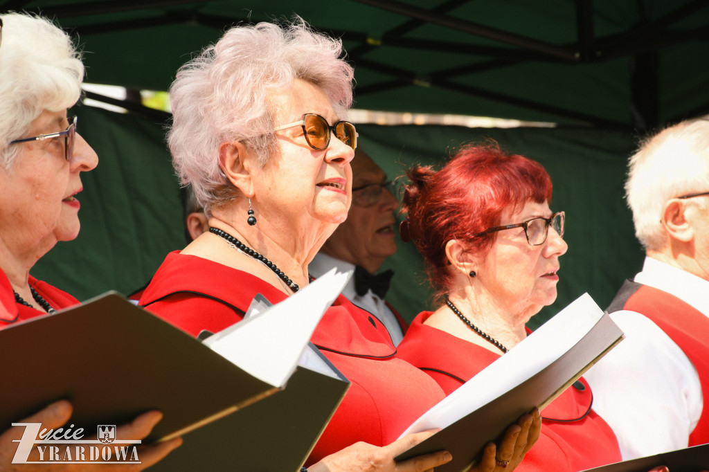 Śpiewem i muzyką radują serca
