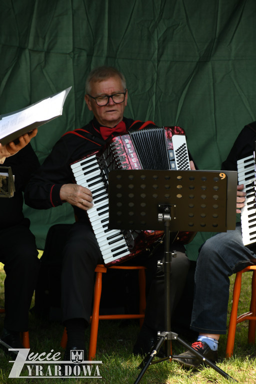 Śpiewem i muzyką radują serca