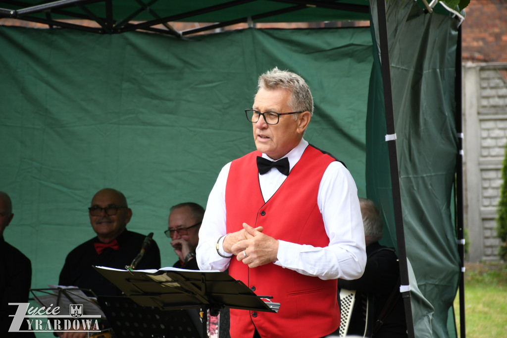 Śpiewem i muzyką radują serca