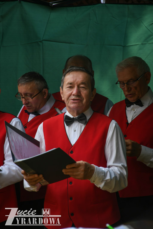 Śpiewem i muzyką radują serca