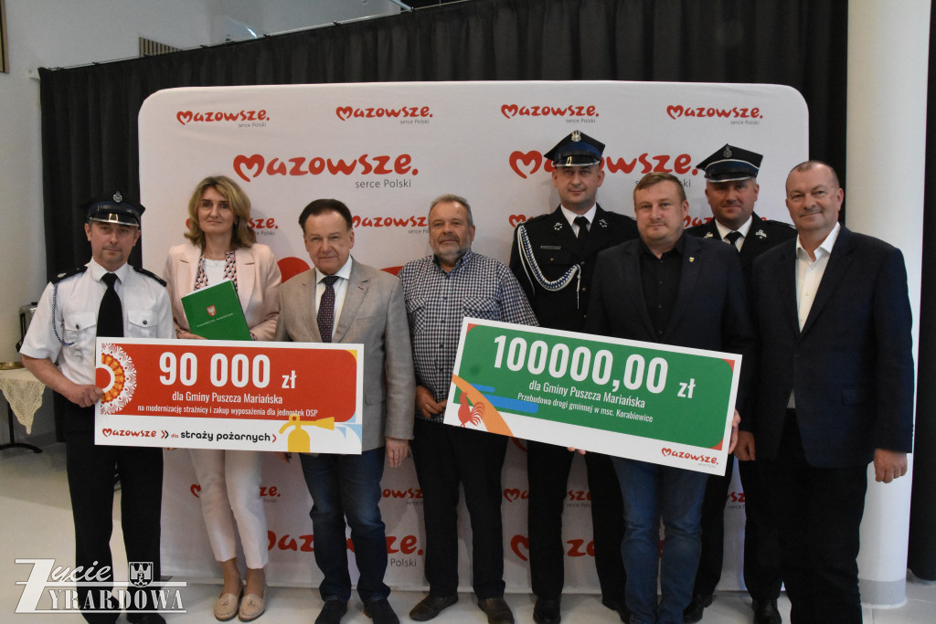 Od Marszałka – 15 milionów w świątecznym prezencie
