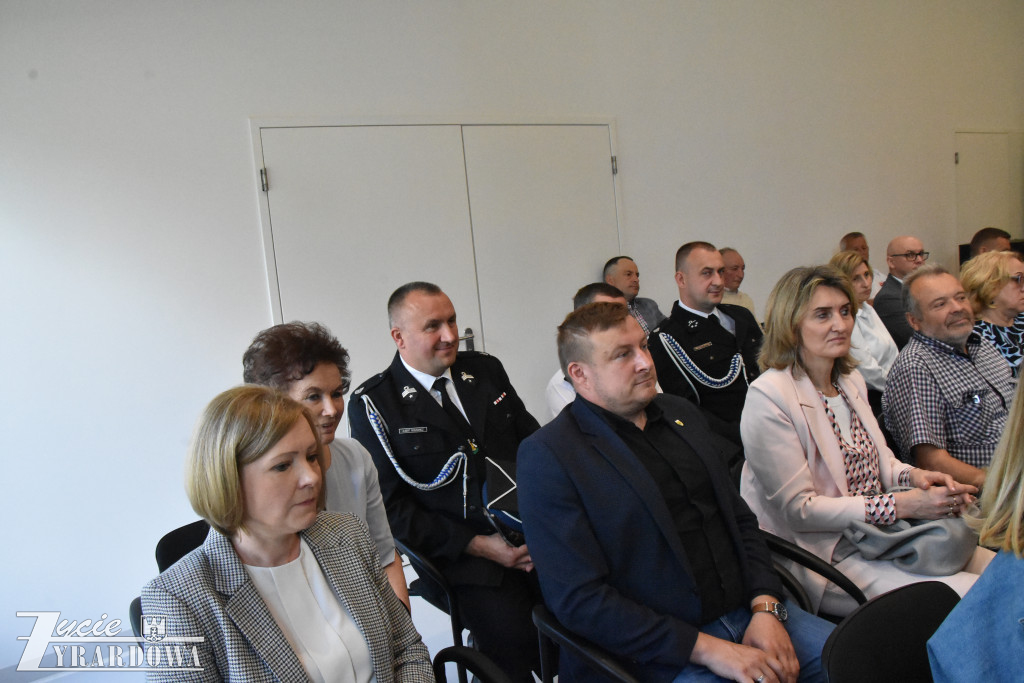 Od Marszałka – 15 milionów w świątecznym prezencie