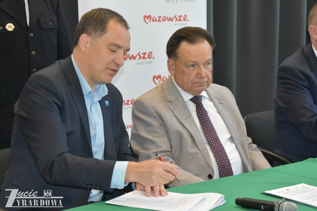 Od Marszałka – 15 milionów w świątecznym prezencie