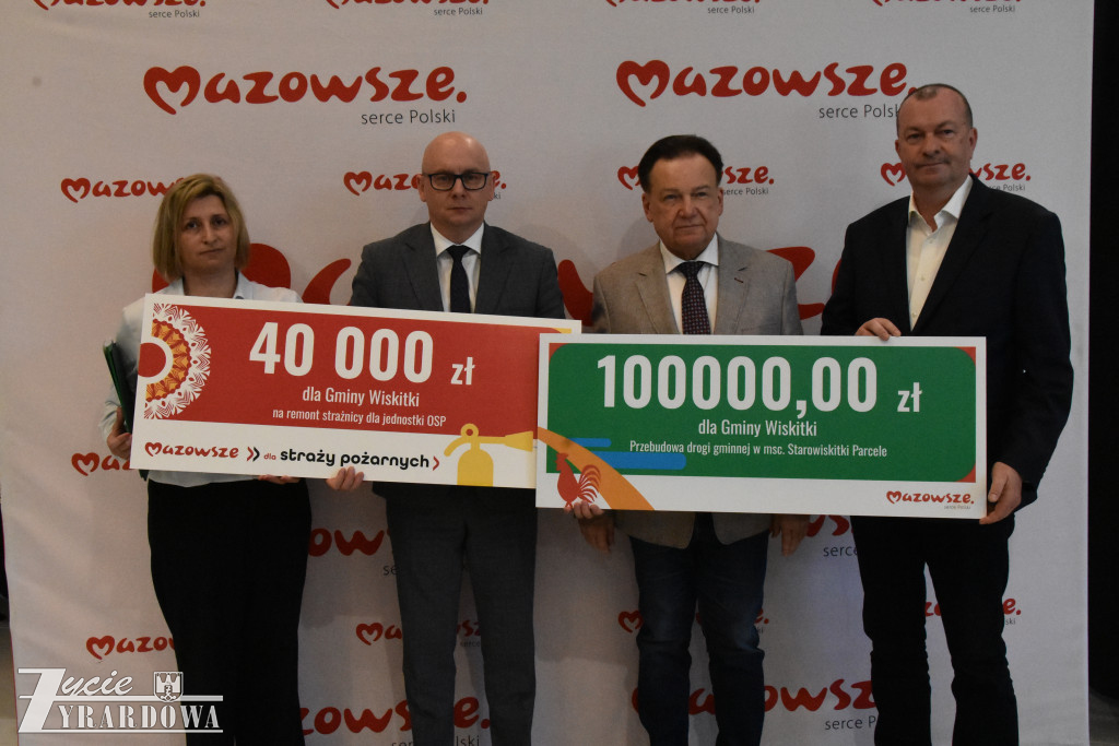 Od Marszałka – 15 milionów w świątecznym prezencie