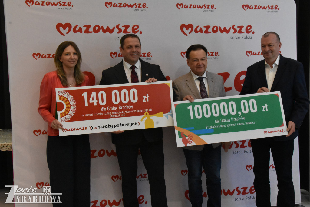 Od Marszałka – 15 milionów w świątecznym prezencie