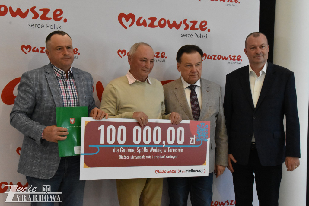 Od Marszałka – 15 milionów w świątecznym prezencie