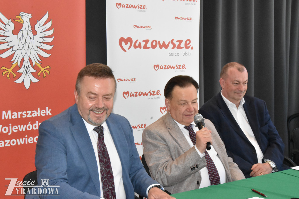 Od Marszałka – 15 milionów w świątecznym prezencie