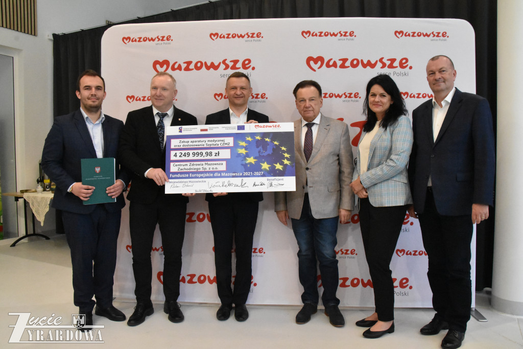 Od Marszałka – 15 milionów w świątecznym prezencie