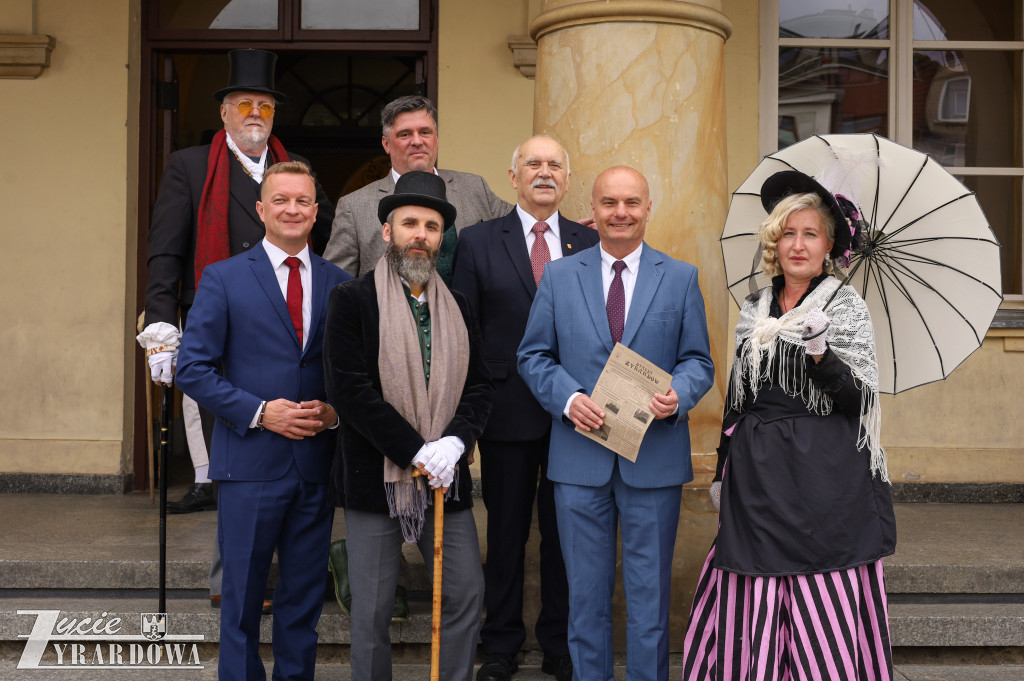 Gwizd parowozu i nowa przyszłość dworca
