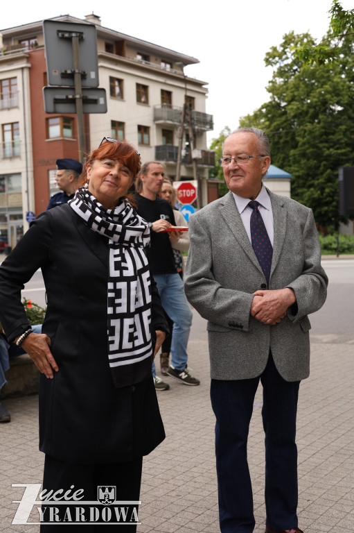 Gwizd parowozu i nowa przyszłość dworca