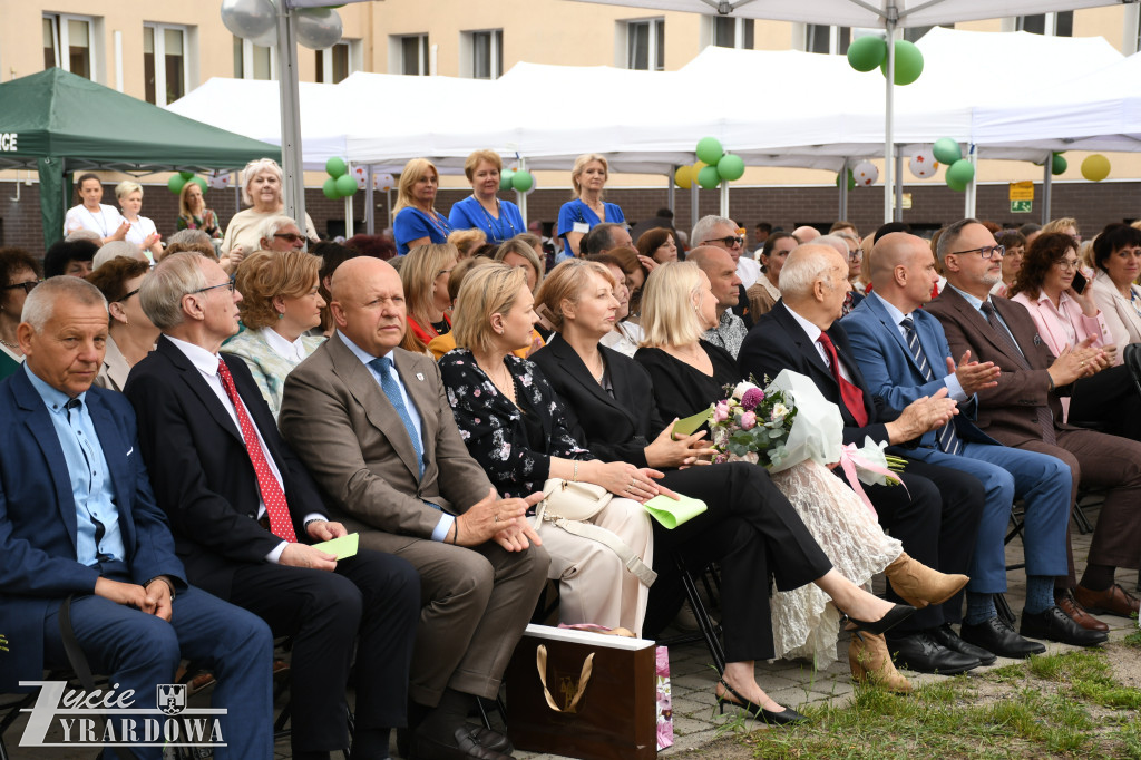 Nie mury, lecz ludzie tworzą dom – 65 lat DPS