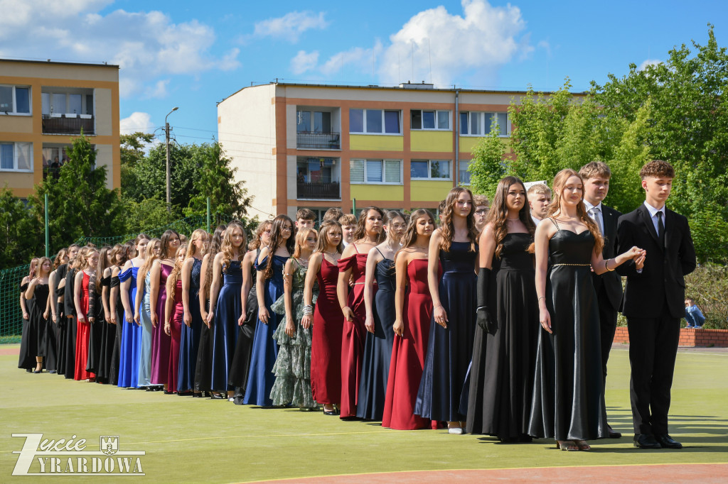 Bal ósmoklasisty w Siódemce