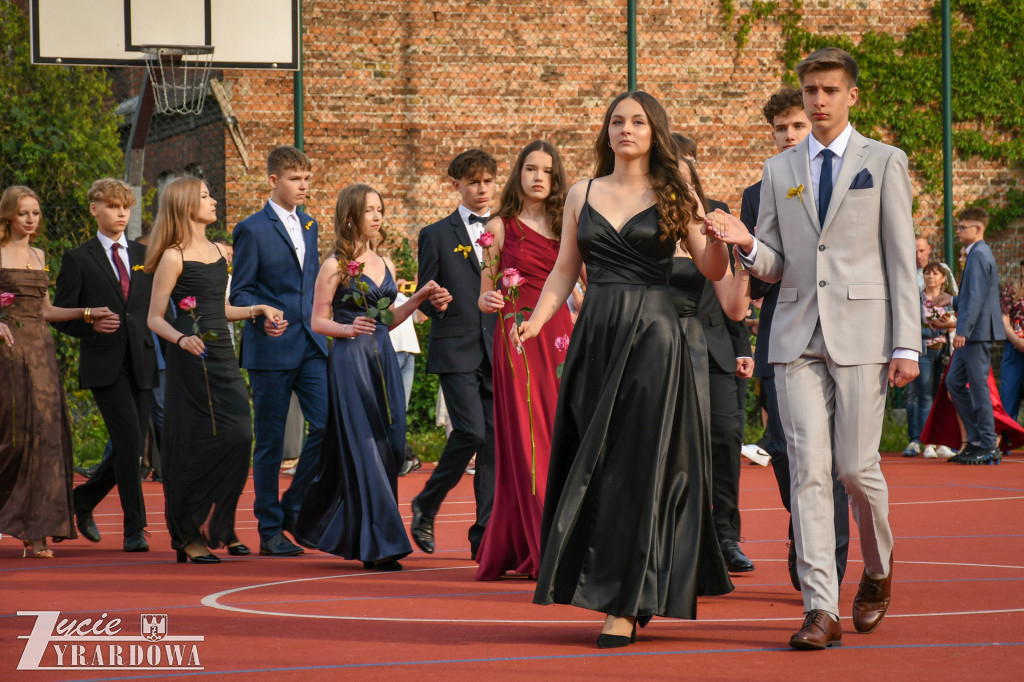 Bal w Jedynce