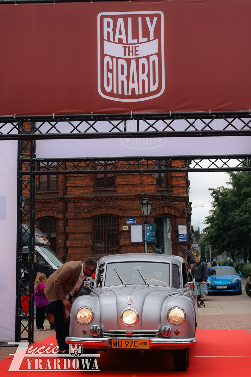Rally the Girard za nami!