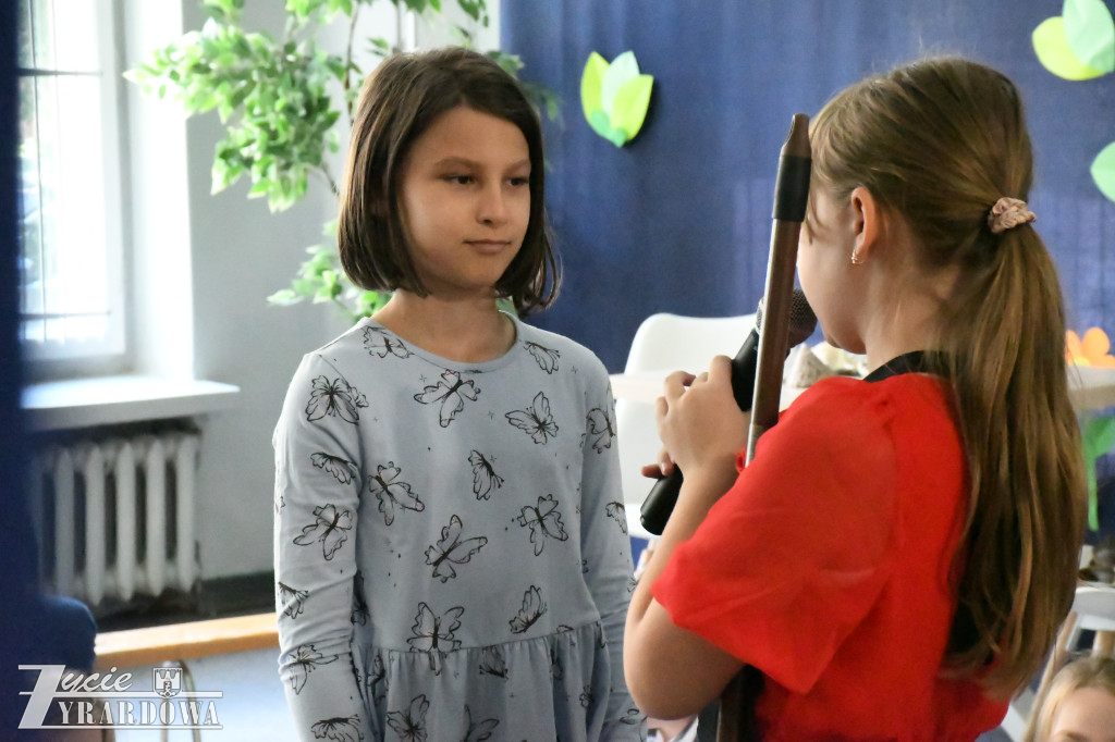 Dzień Rodziny i Czerwony Kapturek po angielsku