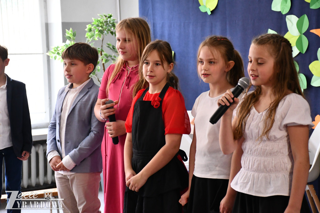Dzień Rodziny i Czerwony Kapturek po angielsku