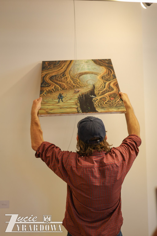 Wystawa lokalnych artystów w Resursie