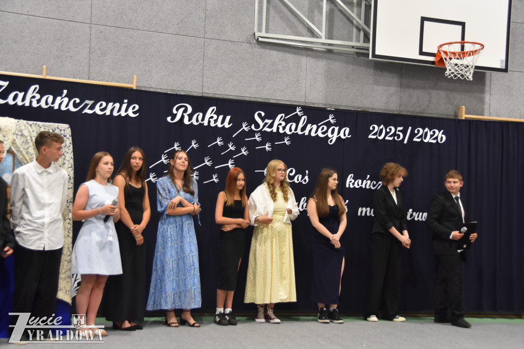 Zostali absolwentami szkoły im. Józefa Chełmońskiego