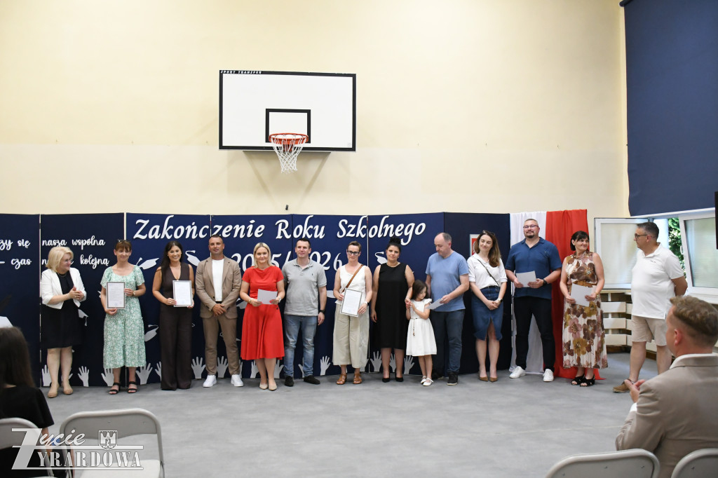 Z dumą i wzruszeniem żegnają 