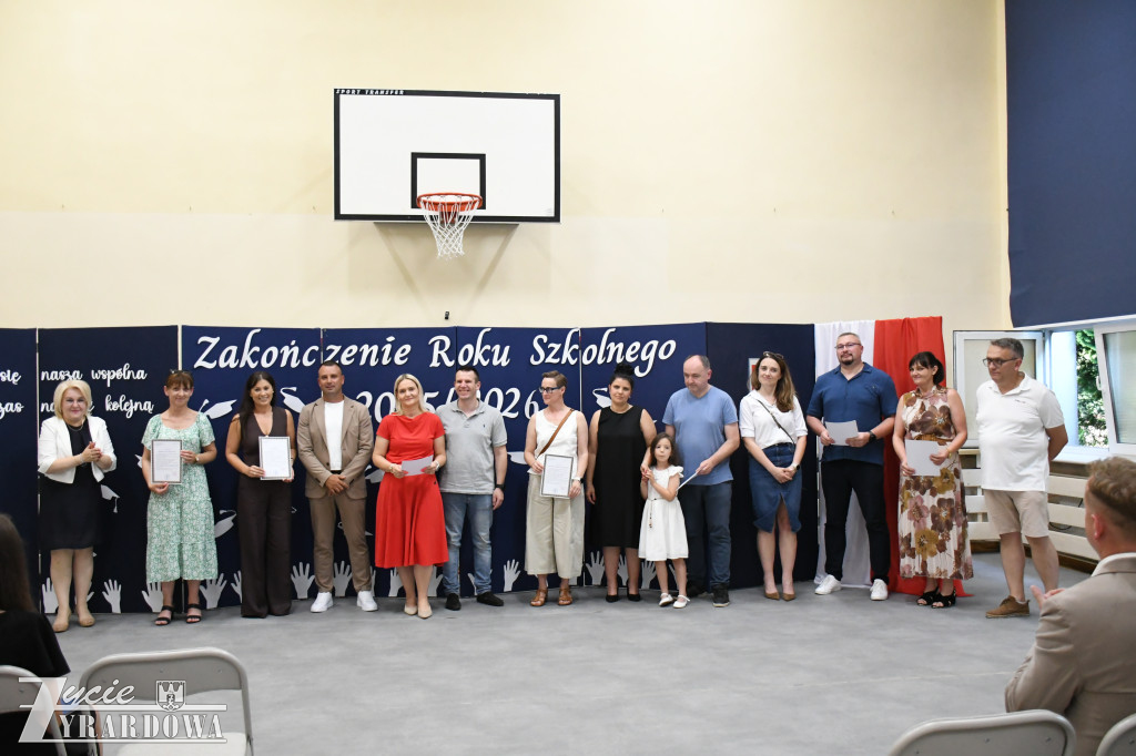 Z dumą i wzruszeniem żegnają 