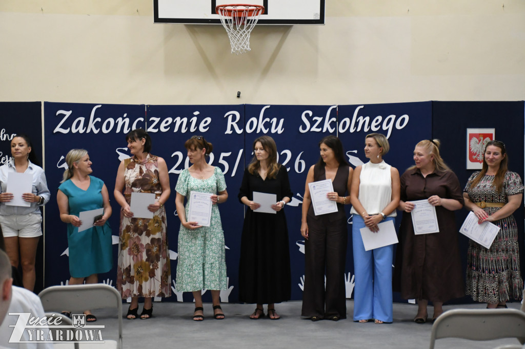 Z dumą i wzruszeniem żegnają 