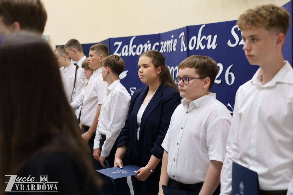 Z dumą i wzruszeniem żegnają 