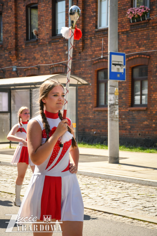 Parada otwierająca Święto Lnu