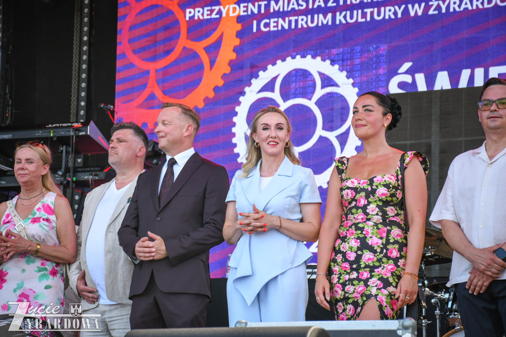 Parada otwierająca Święto Lnu