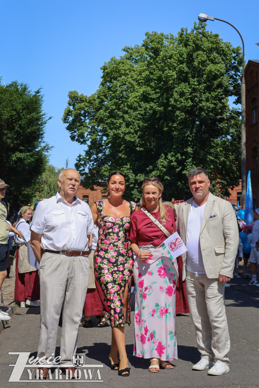 Parada otwierająca Święto Lnu