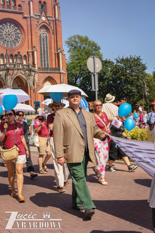 Parada otwierająca Święto Lnu