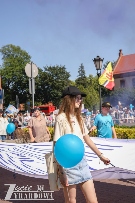 Parada otwierająca Święto Lnu