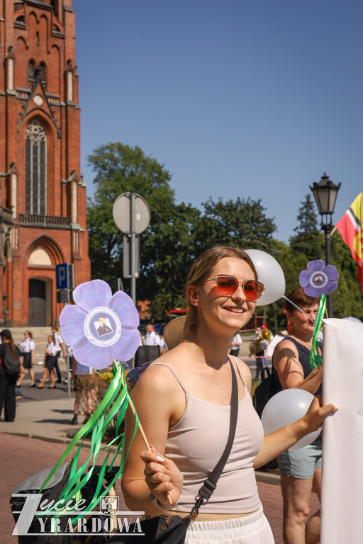 Parada otwierająca Święto Lnu