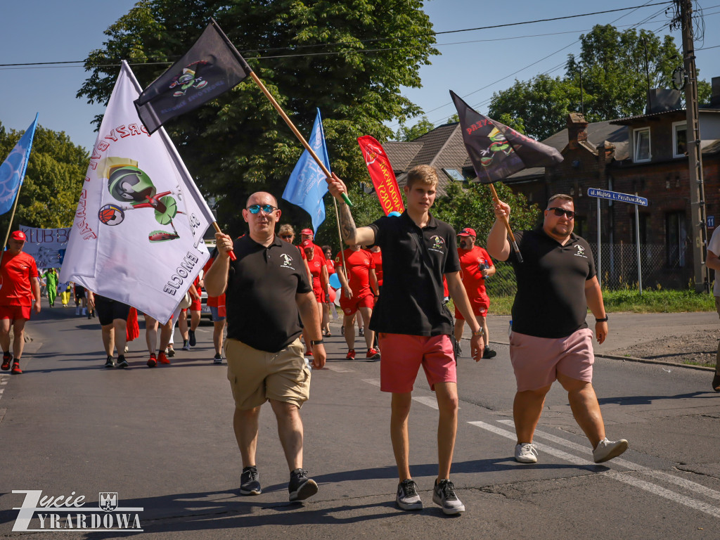 Parada otwierająca Święto Lnu